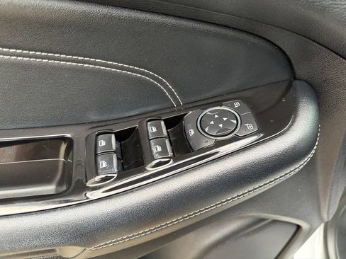 Used 2020 Ford Edge Titanium FWD image 26