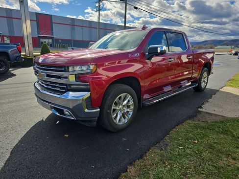 Used 2019 Chevrolet Silverado 1500 LTZ w/ LTZ Convenience Package image 8