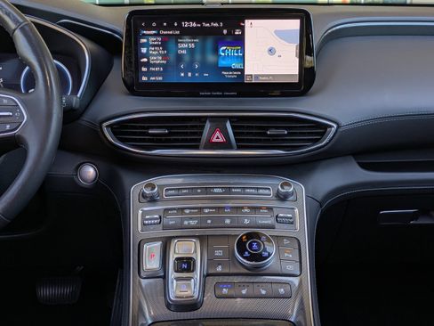 Used 2023 Hyundai Santa Fe Limited image 14