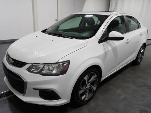 Used 2020 Chevrolet Sonic Premier image 3