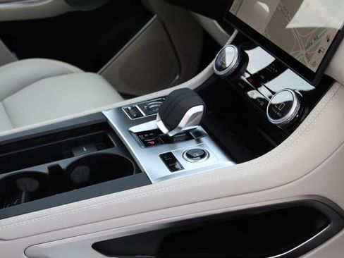 New 2026 Jaguar F-PACE R-Dynamic S image 24