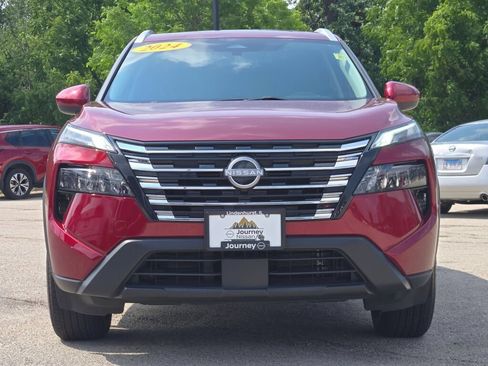 Used 2024 Nissan Rogue SV w/ SV Premium Package AWD/4WD image 3