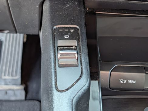 Used 2021 Kia Telluride S FWD image 20