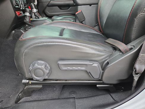 Used 2022 Jeep Gladiator Rubicon w/ LED Lighting Group image 17