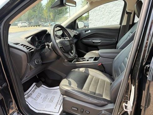 Used 2018 Ford Escape SEL w/ Ford Safe & Smart Package AWD/4WD image 13