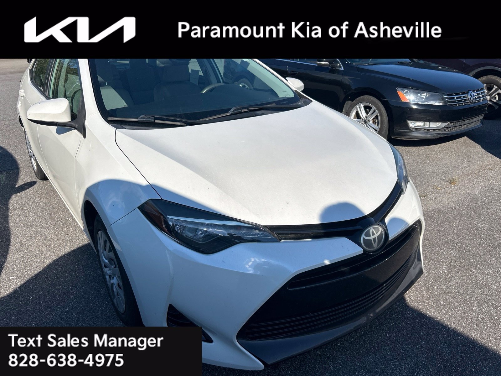 Used 2017 Toyota Corolla LE FWD image 3