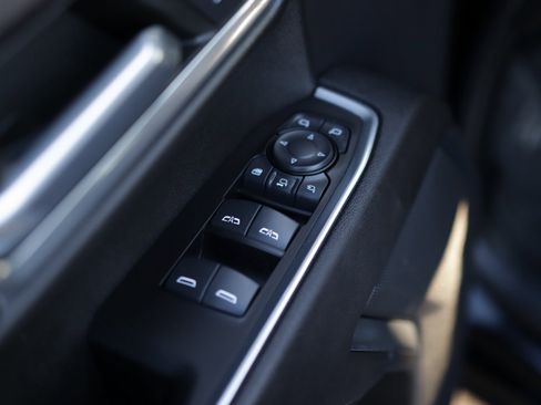 Used 2024 Chevrolet Silverado 2500 LTZ image 24