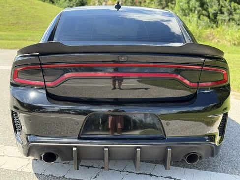 Used 2023 Dodge Charger Scat Pack RWD image 4