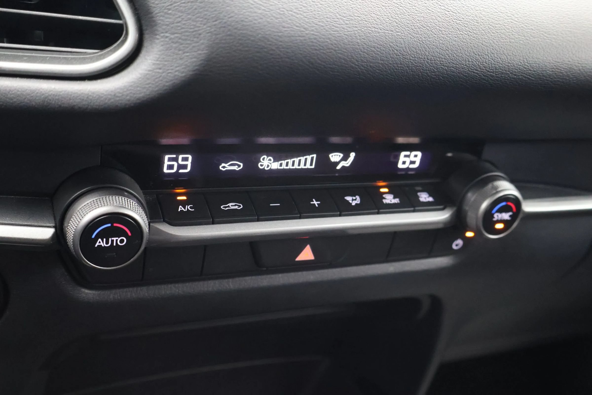 Used 2025 MAZDA CX-30 AWD 2.5 S w/ Select Sport Pkg image 30