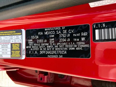 Used 2024 Kia Forte LXS FWD image 31