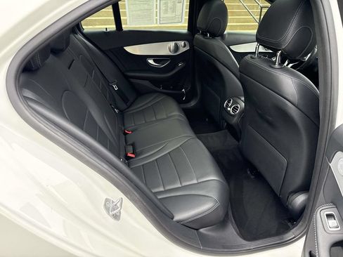 Used 2019 Mercedes-Benz C 300 4MATIC Sedan image 11