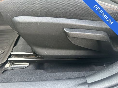 Used 2021 Subaru Crosstrek 2.0i Premium AWD/4WD image 12