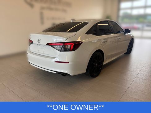 Used 2025 Honda Civic Sport image 2