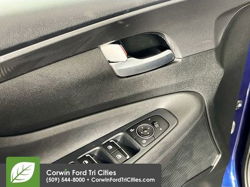 Used 2022 Hyundai Santa Fe SEL w/ Cargo Package image 12