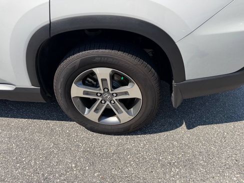 Used 2024 Honda Pilot EX-L image 8