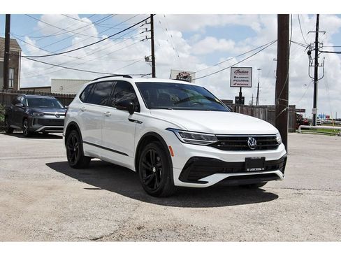 Used 2023 Volkswagen Tiguan SE R-Line FWD image 1