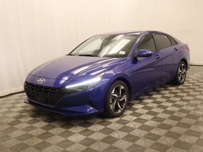 Used 2023 Hyundai Elantra SEL w/ Convenience Package