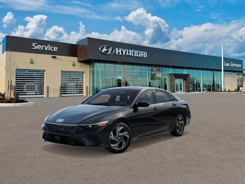 New 2026 Hyundai Elantra SEL Sport Premium FWD image 1