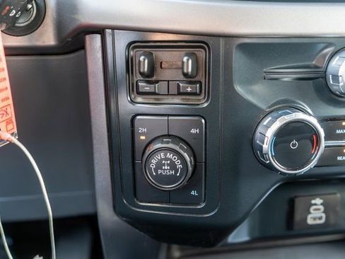 Used 2025 Ford F150 XLT w/ Equipment Group 301A Standard image 24