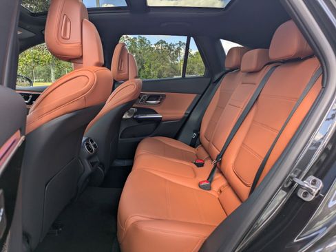 New 2026 Mercedes-Benz GLC 300 4MATIC image 13