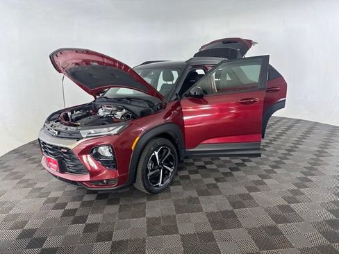 Used 2023 Chevrolet TrailBlazer RS w/ Convenience Package FWD image 10