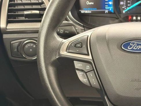 Used 2020 Ford Fusion SE FWD image 27