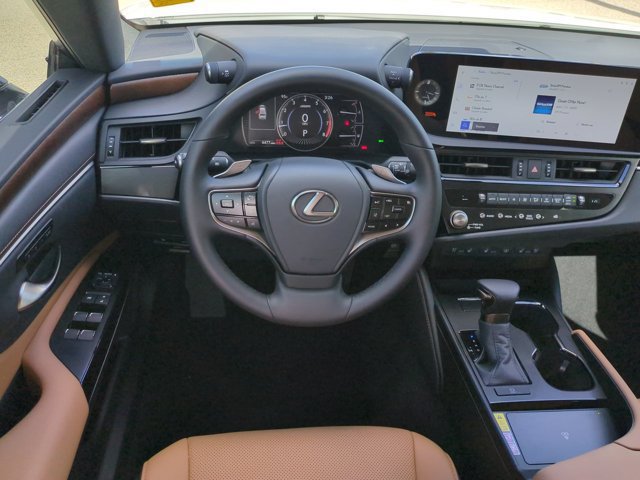 Used 2025 Lexus ES 350 w/ Premium Package FWD image 15