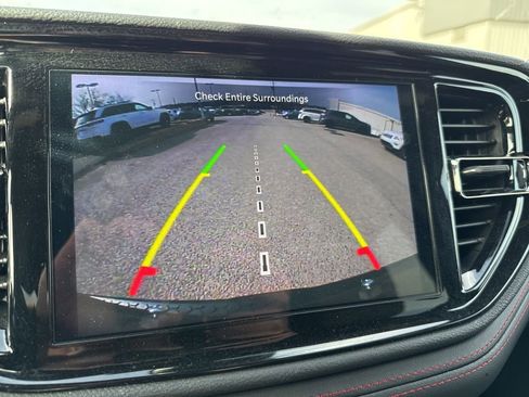 Used 2025 Dodge Durango GT image 15