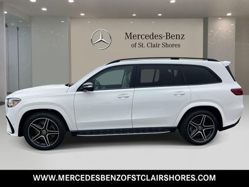 New 2026 Mercedes-Benz GLS 450 4MATIC image 2