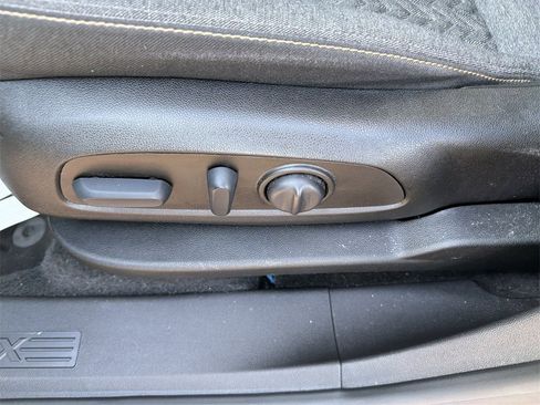 Used 2022 Chevrolet Equinox LT image 15