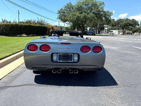 Used 2003 Chevrolet Corvette Convertible w/ Preferred Equipment Group1 image 8