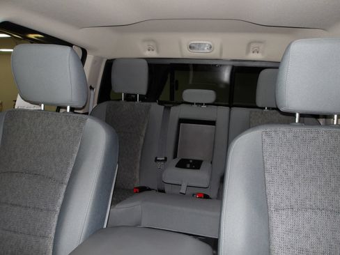 Used 2019 RAM 1500 Big Horn AWD/4WD image 10