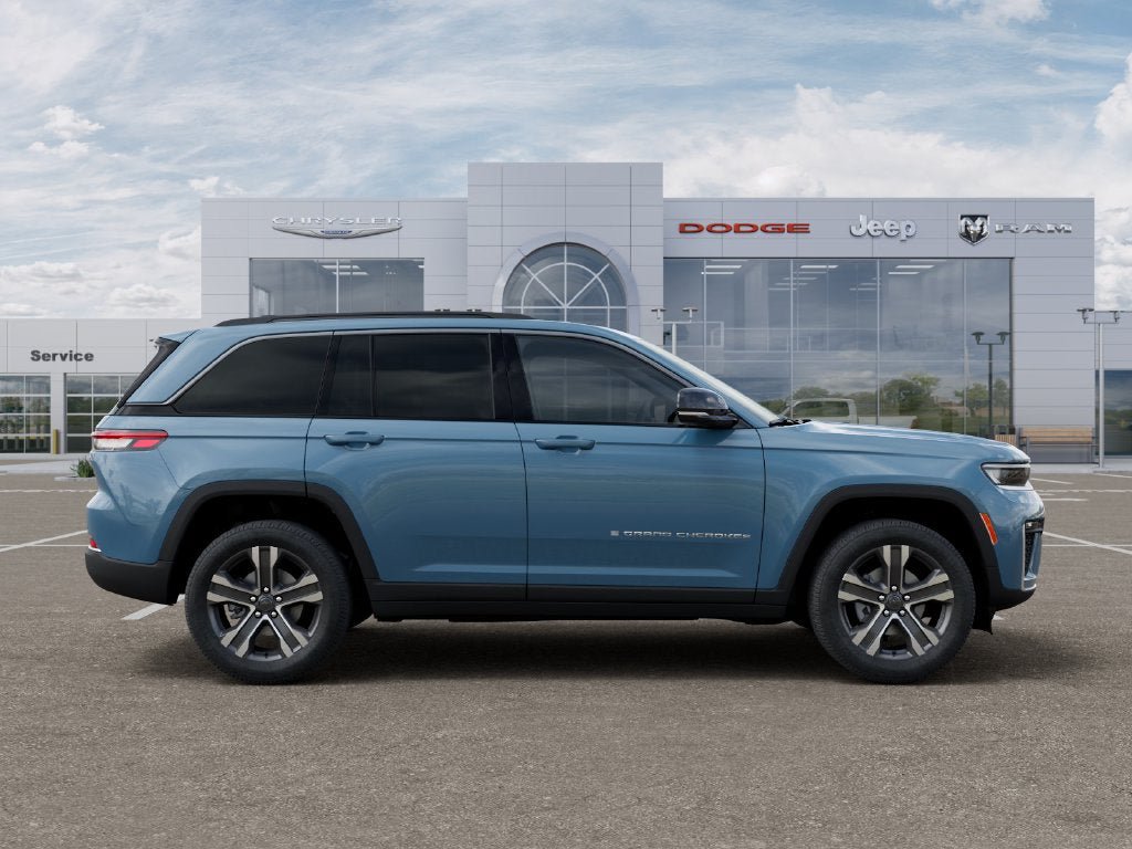 New 2027 Jeep Grand Cherokee Limited AWD/4WD image 21