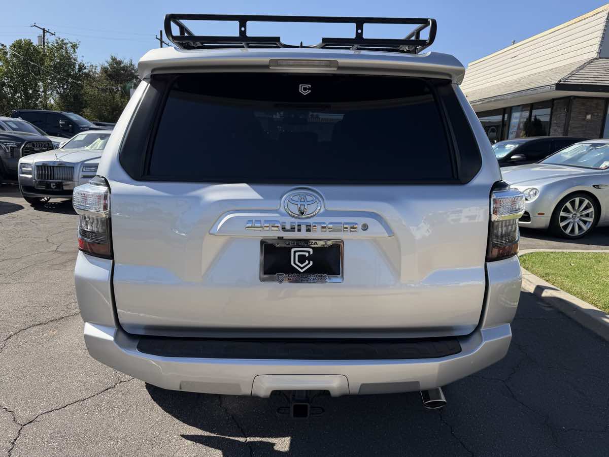 Used 2019 Toyota 4Runner SR5 Premium w/ Convenience Package AWD/4WD image 6