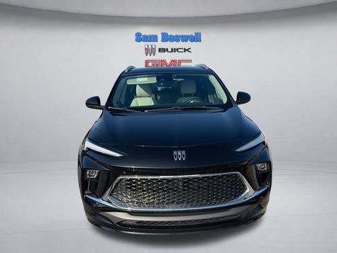 Used 2024 Buick Encore GX Avenir w/ Avenir Convenience Package AWD/4WD image 4