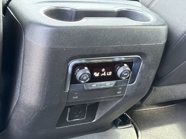 Used 2025 Chevrolet Tahoe Z71 AWD/4WD image 13