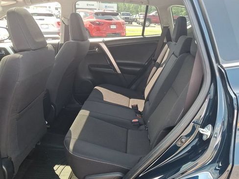 Used 2018 Toyota RAV4 XLE w/ Plus Extra Value Package AWD/4WD image 10