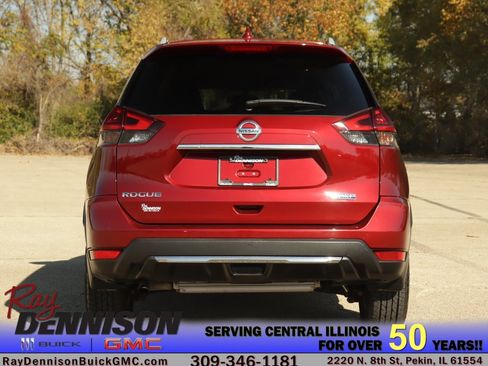 Used 2020 Nissan Rogue S image 6