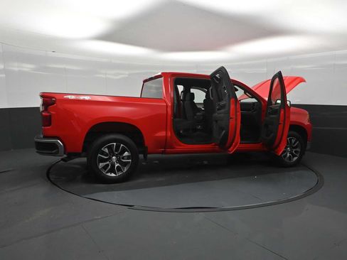 Used 2023 Chevrolet Silverado 1500 LT AWD/4WD image 28