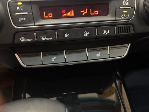 Used 2020 Kia Sorento SX AWD/4WD image 12