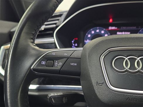 Used 2019 Audi Q3 2.0T Premium Plus image 18