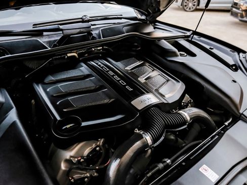 Used 2018 Porsche Cayenne GTS w/ Premium Package Plus image 57