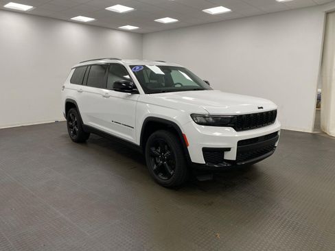 Used 2021 Jeep Grand Cherokee L Laredo AWD/4WD image 1