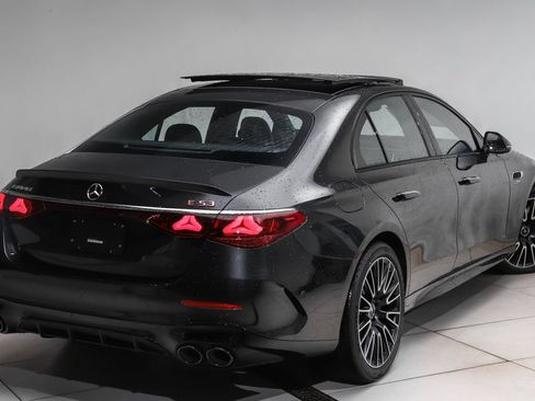 New 2026 Mercedes-Benz E 53 AMG e 4MATIC Sedan image 3