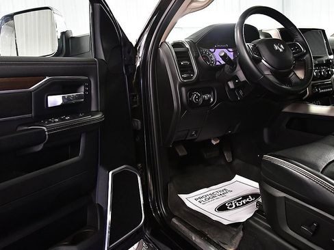 Used 2022 RAM 2500 Laramie image 19