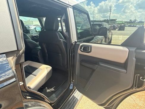 Used 2024 Ford Bronco Wildtrak AWD/4WD image 16