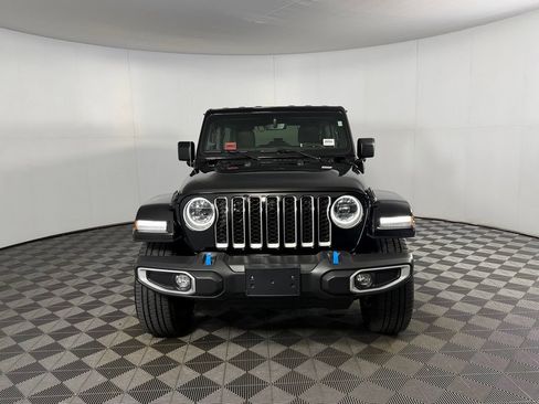 Used 2023 Jeep Wrangler Unlimited Sahara w/ Cold Weather Group AWD/4WD image 5