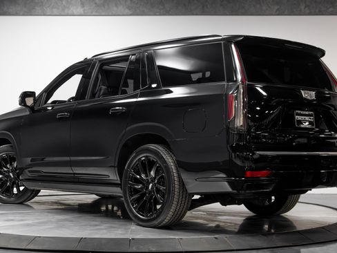 Used 2023 Cadillac Escalade Sport Platinum w/ LPO, ONYX Package image 49