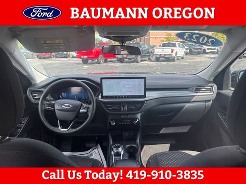 Used 2023 Ford Escape Active w/ Tech Pack #2 AWD/4WD image 16