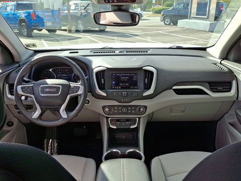 Certified 2023 GMC Terrain SLE w/ Driver Convenience Package image 19